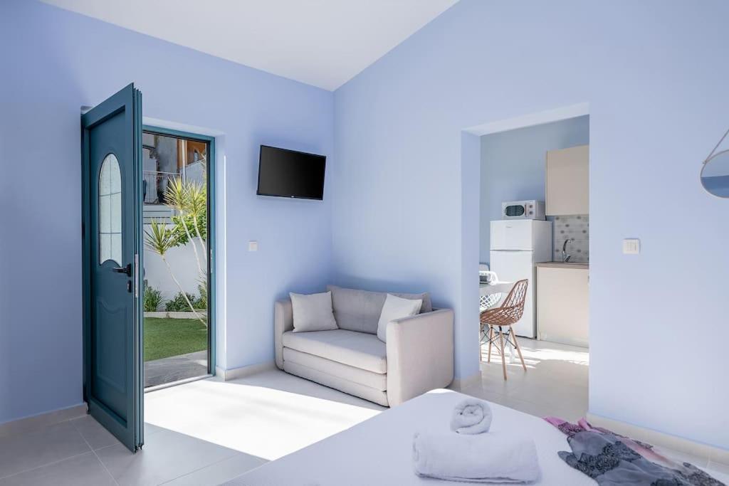 M City Apartments, Garden 1 Chania  ภายนอก รูปภาพ