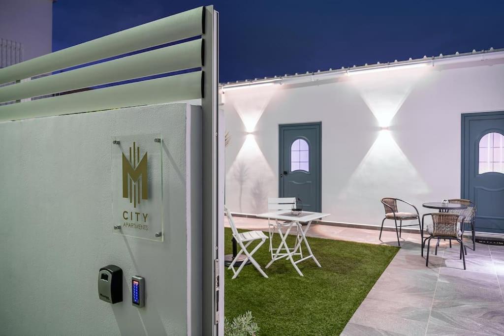 M City Apartments, Garden 1 Chania  ภายนอก รูปภาพ