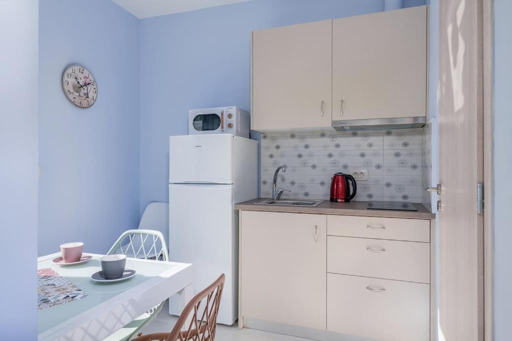 M City Apartments, Garden 1 Chania  ภายนอก รูปภาพ